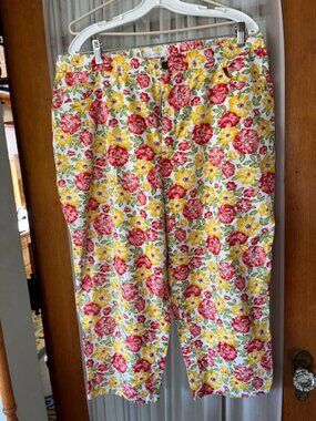 Jones New York Sport Women's capri pants 18W